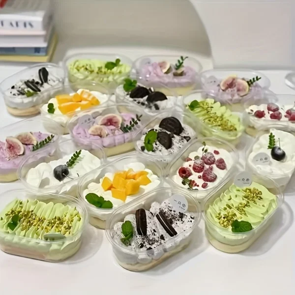 438188c8-d86d-43ee-9410-604ad4e74866.webp 50pcs 16.9oz Clear Plastic Dessert Cups with Flip Top Lids